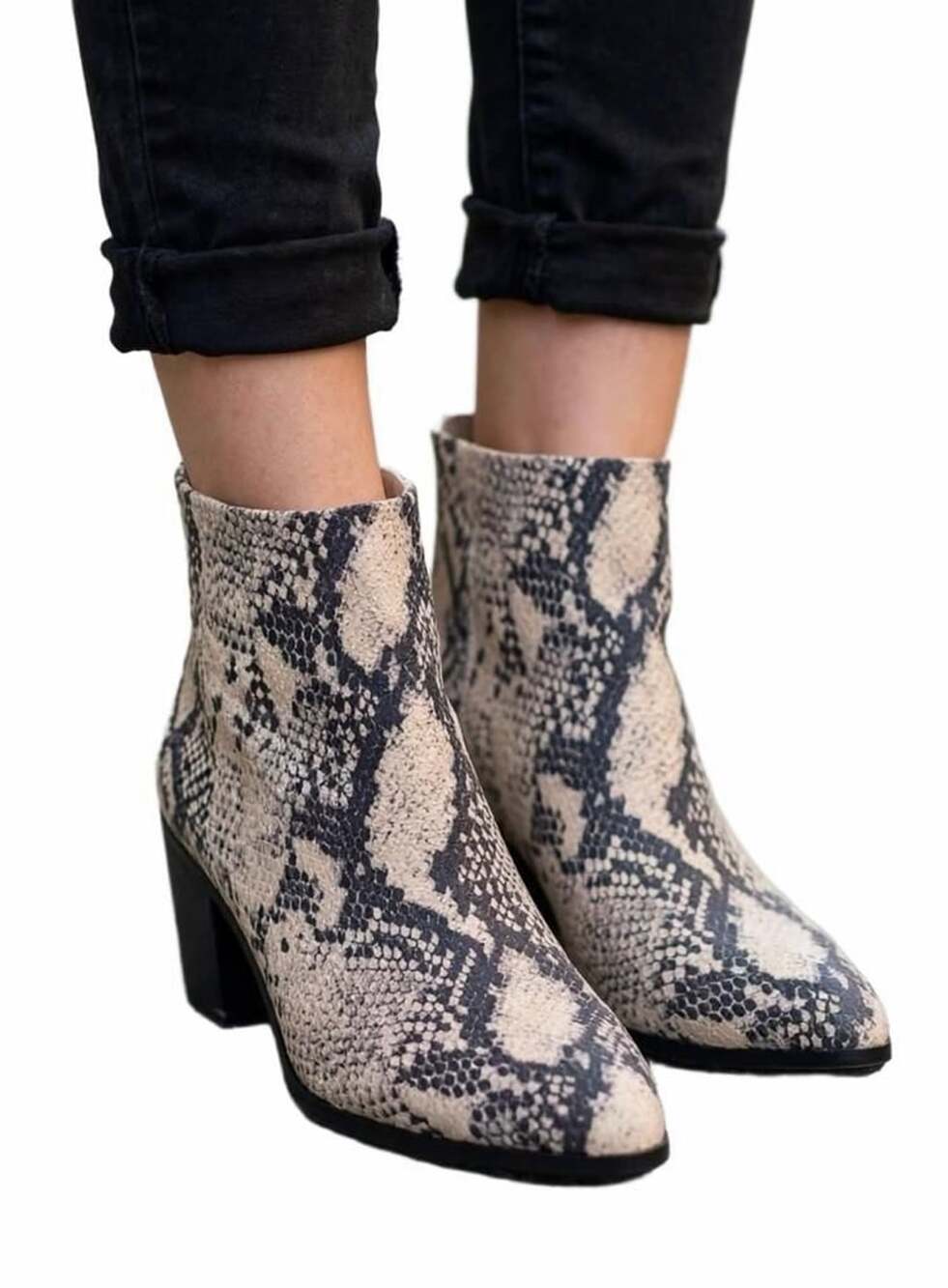 Steve Madden Jillian Blue Snakeskin Print Block Heel Ankle Booties 7.5M